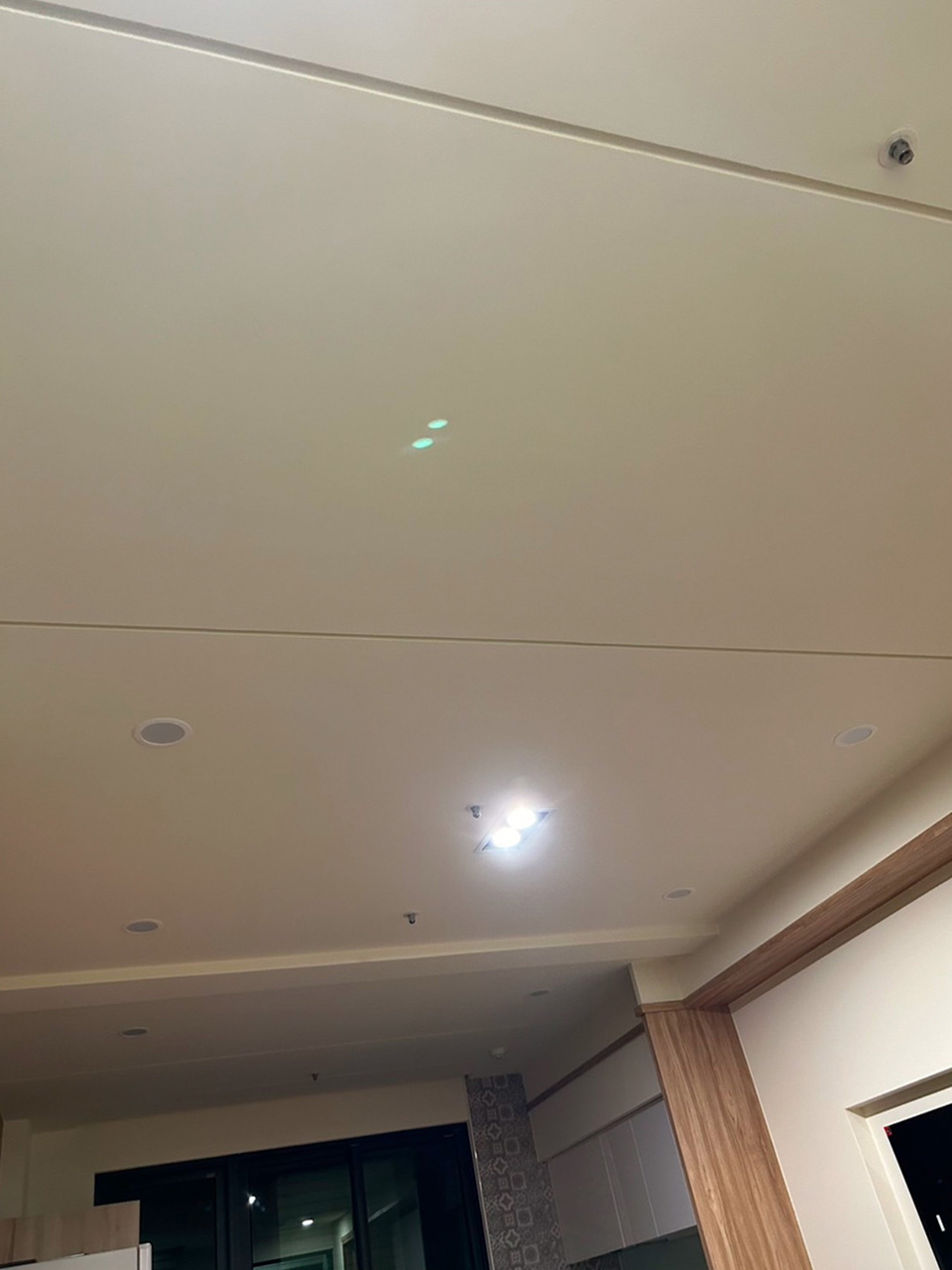 �x�_���q�u�{�I�u