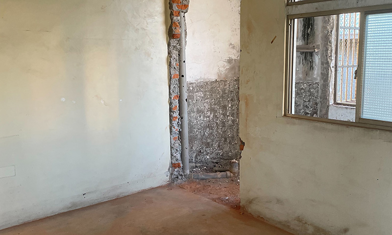 �x�_����C