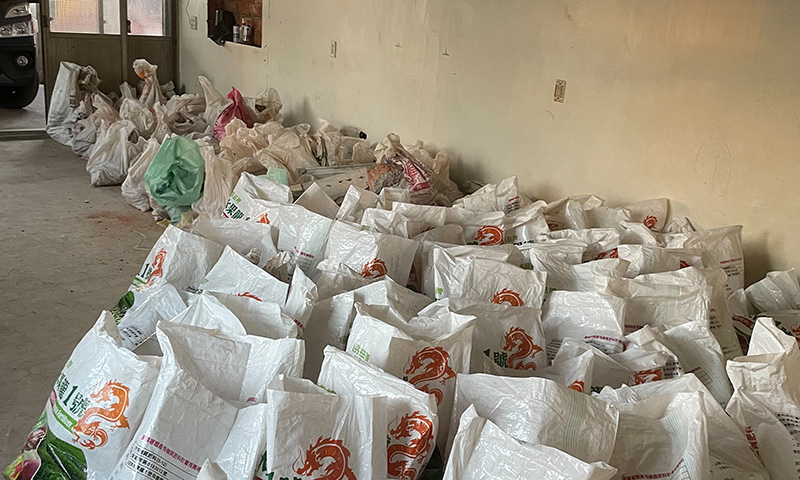 �x�_����C