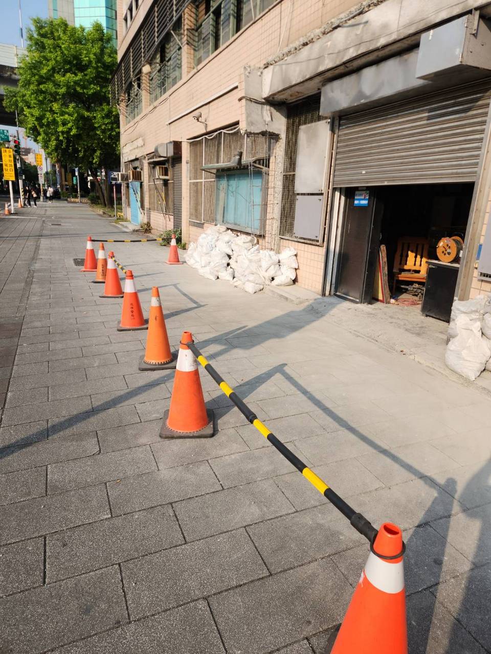 ¤¤¤s¥_¸ô¥~Àð©î°£