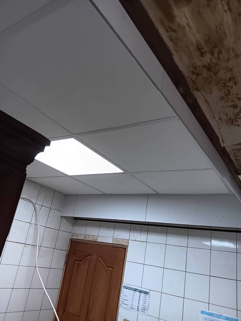 �x�_�����s�ϻ����[�Ѫ�O���C�I�u